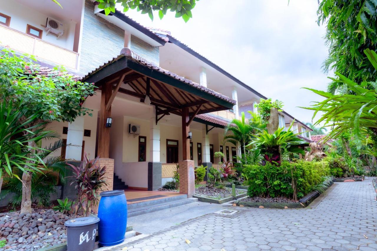 Hotel Mahkota Plengkung By Ecommerceloka Banyuwangi  Eksteriør bilde